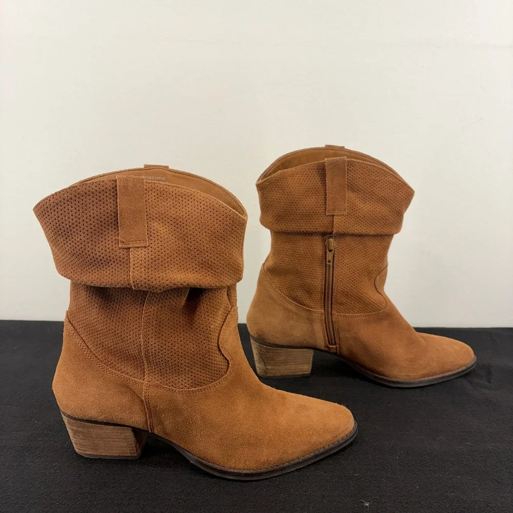 Charles David Women 9 Brown SuedeLeather Western Cowboy Ankle Boots Slouchy Heel